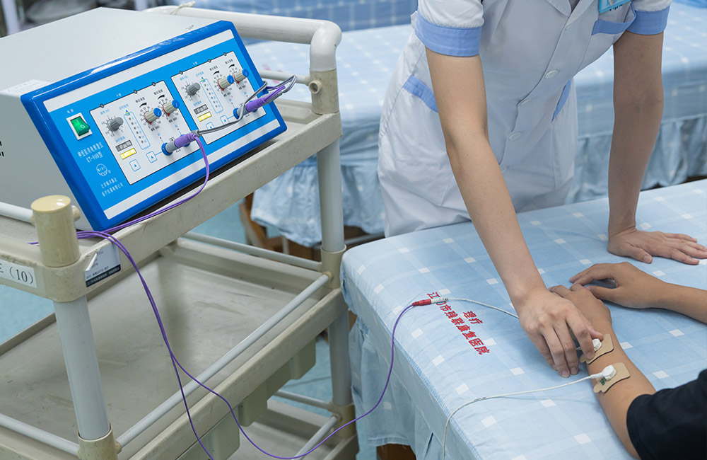 神經(jīng)肌電促通器